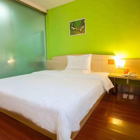 7Days Inn Heyuan Cultrual Palace Renren Le Kamer foto