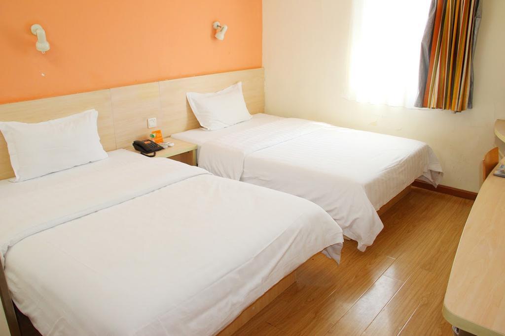 7Days Inn Heyuan Cultrual Palace Renren Le Buitenkant foto
