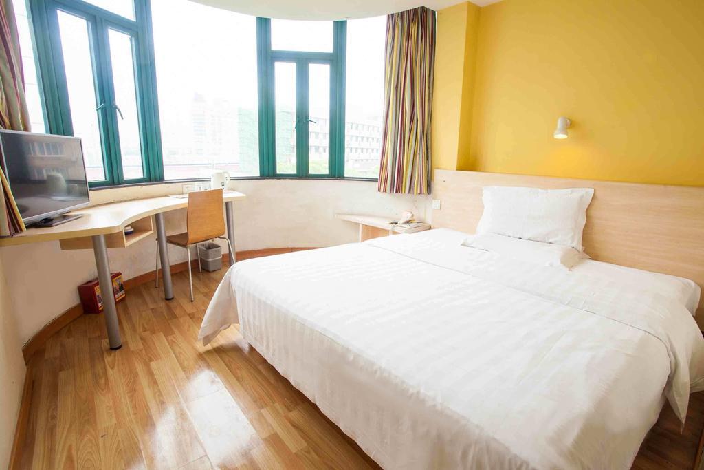 7Days Inn Heyuan Cultrual Palace Renren Le Kamer foto